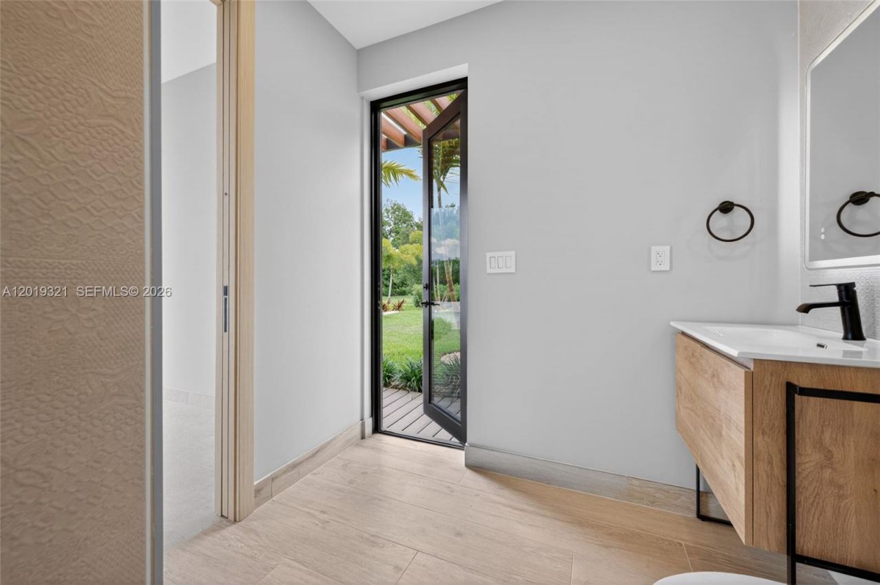 5500 SW 148th Ave , Southwest Ranches, FL 33330 Photo