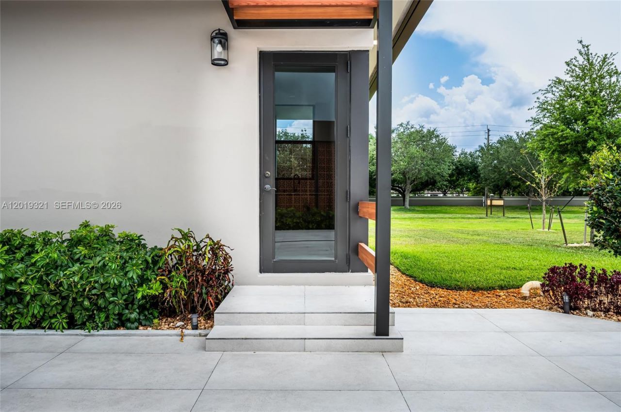 5500 SW 148th Ave , Southwest Ranches, FL 33330 Photo