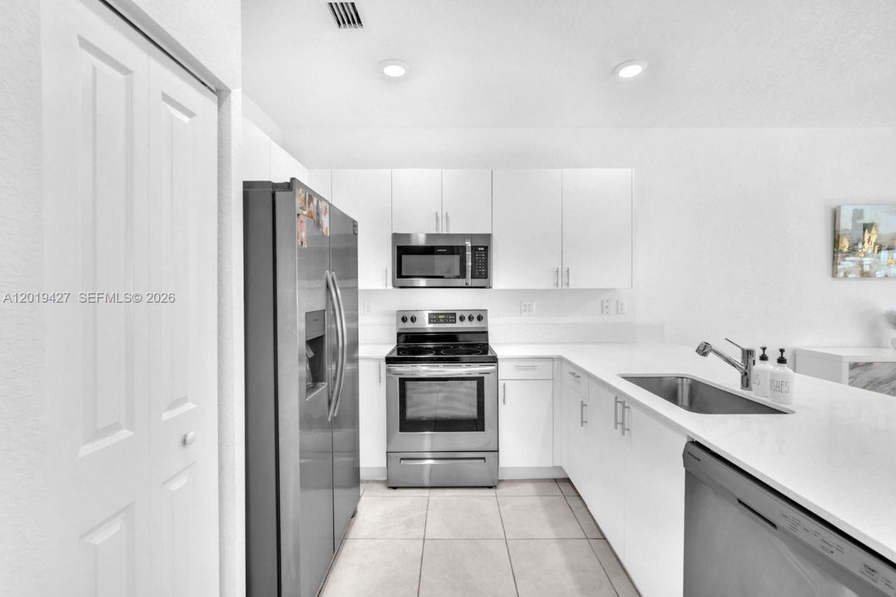 20308 NW 6th Pl , Miami Gardens, FL 33169 Photo