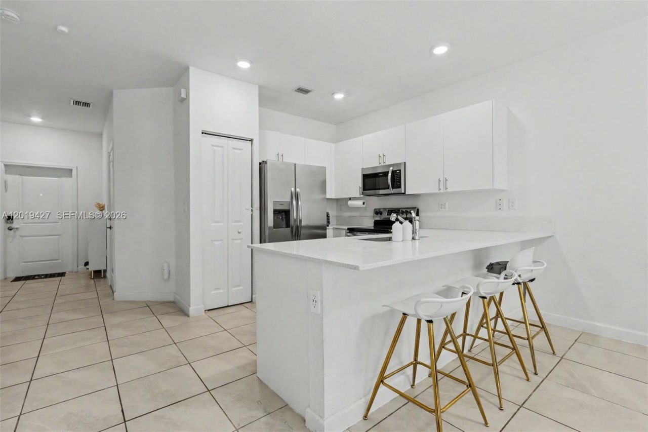 20308 NW 6th Pl , Miami Gardens, FL 33169 Photo