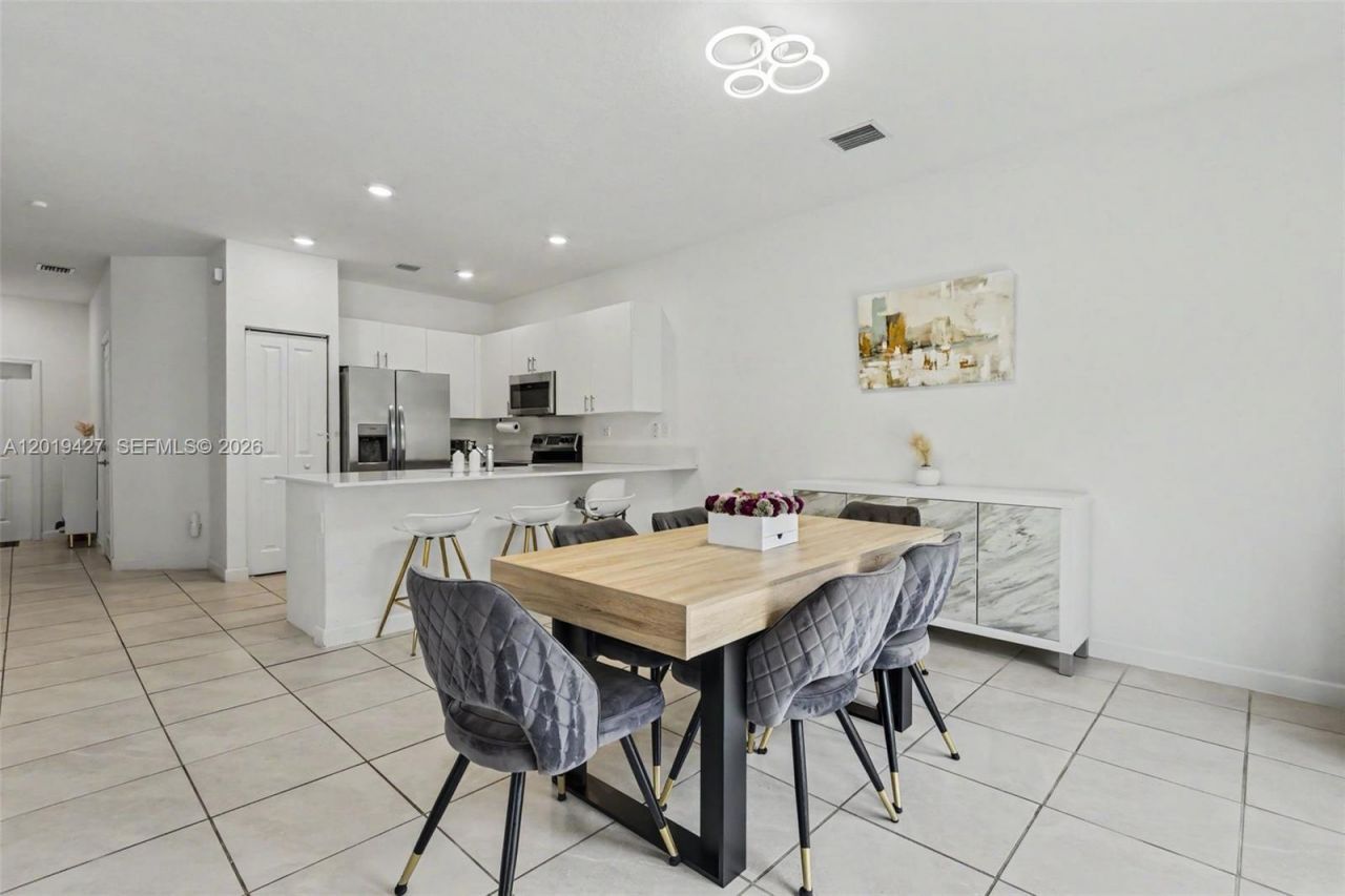 20308 NW 6th Pl , Miami Gardens, FL 33169 Photo
