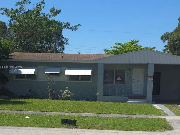 3330 Auburn Blvd , Fort Lauderdale, FL 33312