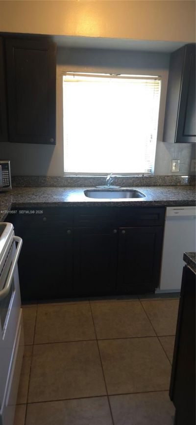 3330 Auburn Blvd, Fort Lauderdale, FL 33312 Photo