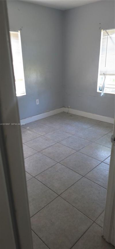 3330 Auburn Blvd, Fort Lauderdale, FL 33312 Photo