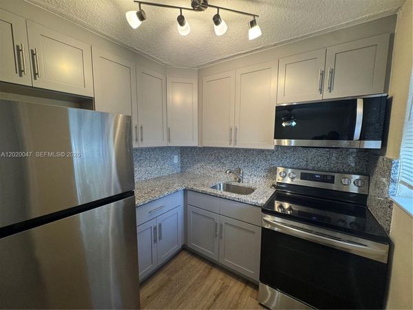 707 S 19th Ave, Unit 2, Hollywood, FL 33020