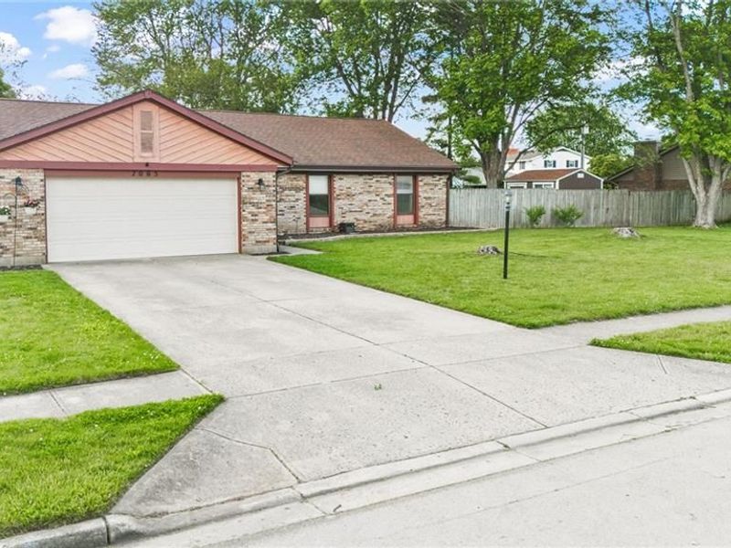 7065 Woodcroft Drive, Englewood, OH 45322 Photo 4