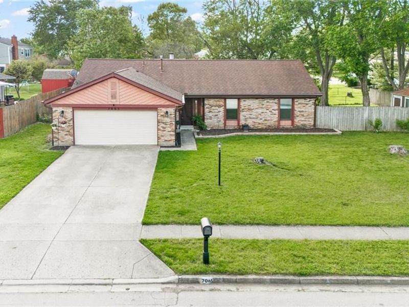 7065 Woodcroft Drive, Englewood, OH 45322 Photo 5