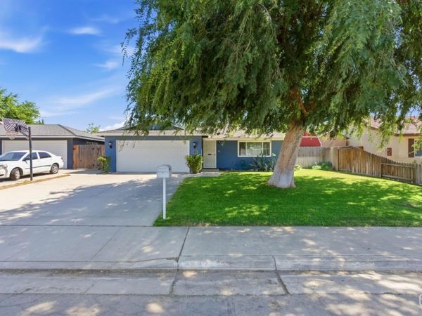 5323 Appletree Lane, Bakersfield, CA 93309