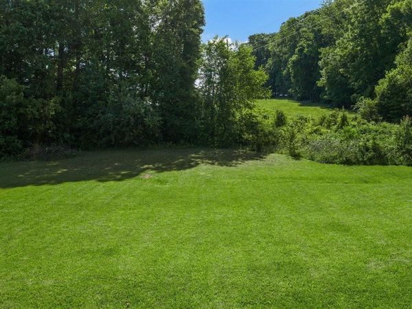 310 Autumn Ridge Road , Glasgow, KY 42141
