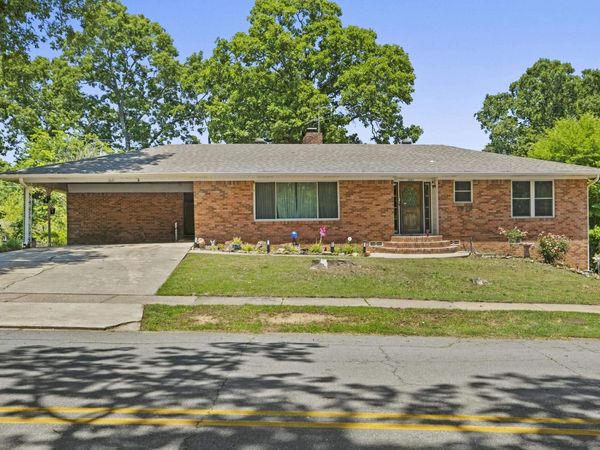 1621 Crestwood Road, North Little Rock, AR 72116