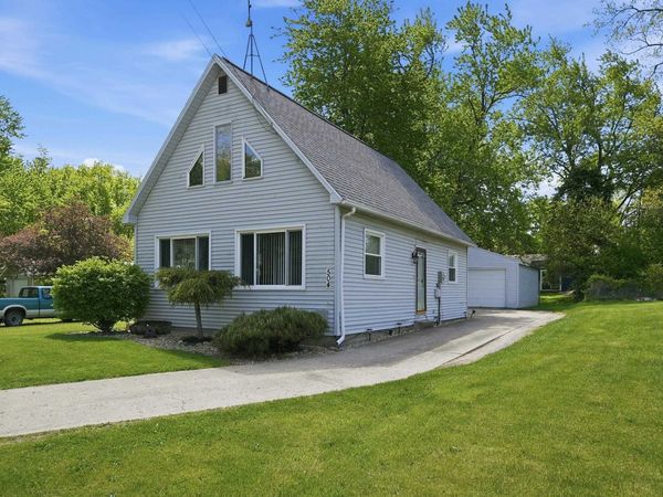 504 Carlin Drive, Angola, IN 46703