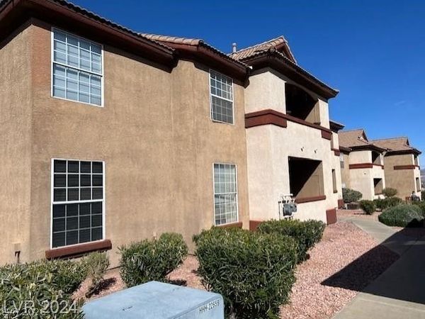 231 W Horizon Ridge Parkway , Unit 2926, Henderson, NV 89012
