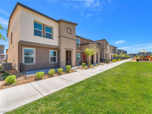 1578 Dom River Drive, North Las Vegas, NV 89084