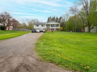 3515 Winchester Drive, East Aurora, NY 14052