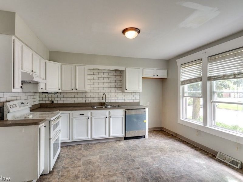 123 7th Street NW, Barberton, OH 44203 Photo 13