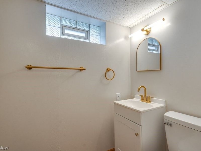 123 7th Street NW, Barberton, OH 44203 Photo 24
