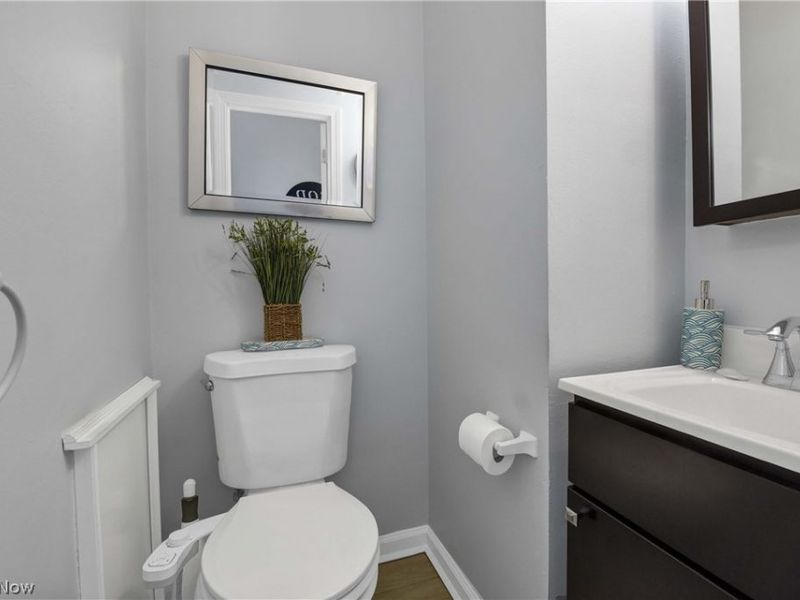 6483 Fernhurst Avenue, Parma Heights, OH 44130 Photo 30