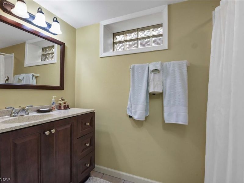 6483 Fernhurst Avenue, Parma Heights, OH 44130 Photo 49