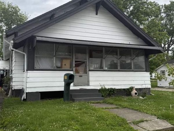 311 S Section, Sullivan, IN 47882