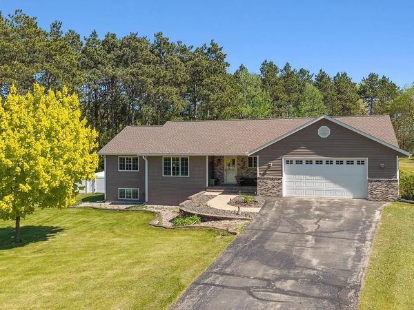 N7579 Pine Ridge Circle, Portage, WI 53901