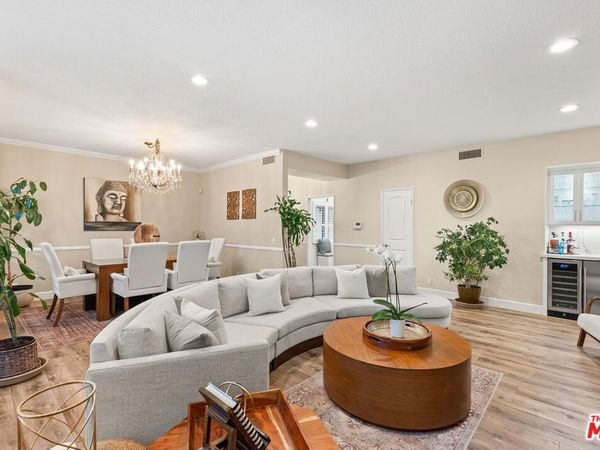 14844 Dickens Street, Unit 108, Sherman Oaks, CA 91403