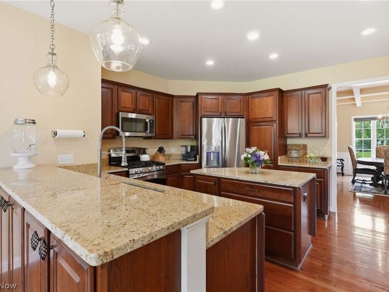 36939 Wexford Drive, Solon, OH 44139 Photo 9