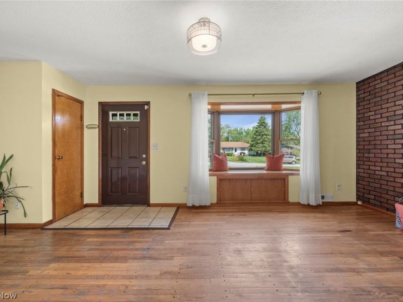 1625 Andrea Drive, Brunswick, OH 44212 Photo 4
