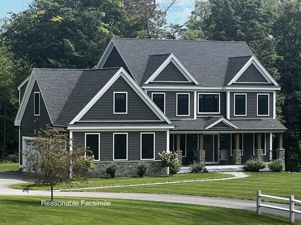 22 Hilliard Road, Kensington, NH 03833