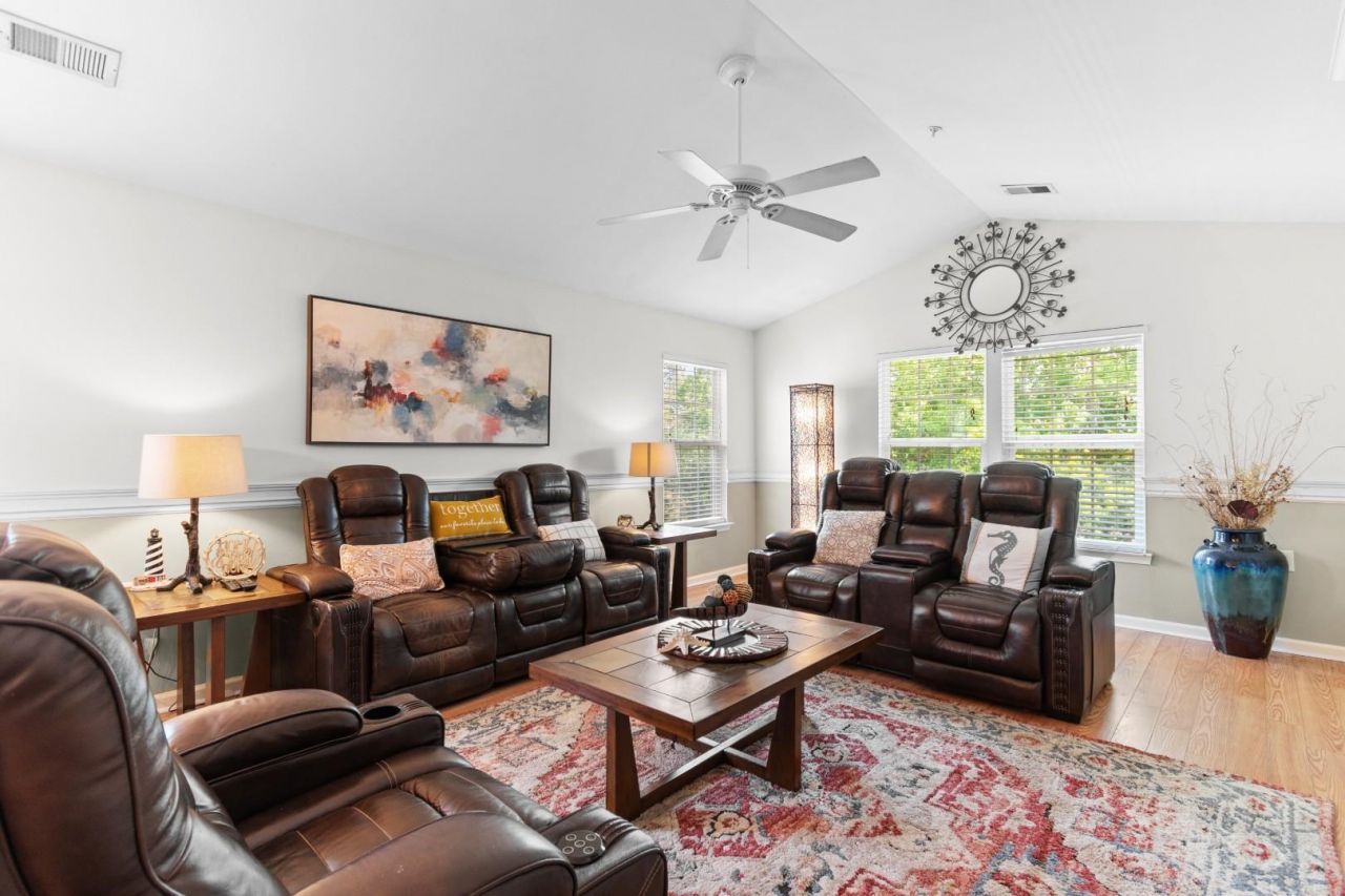 1274 River Oaks Dr.  Photo 11