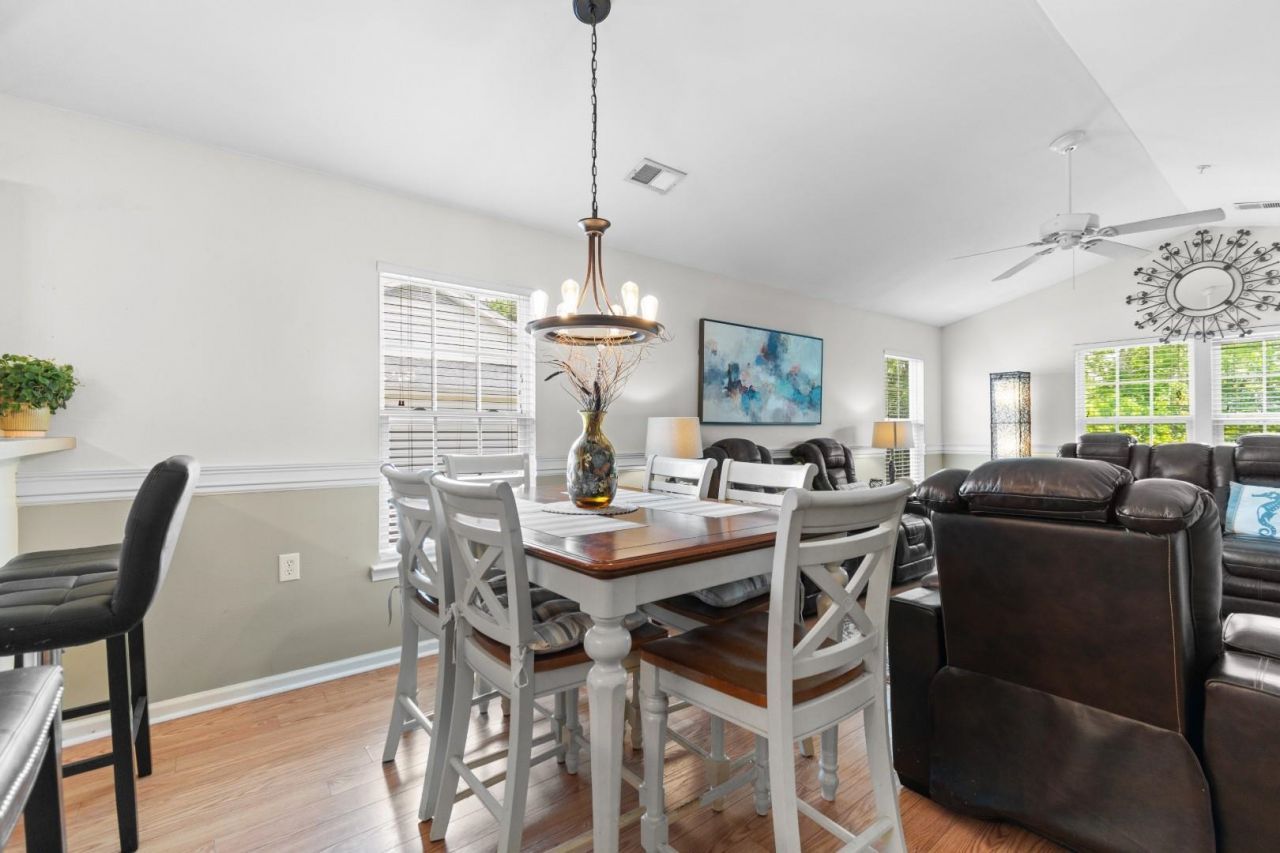 1274 River Oaks Dr.  Photo 8
