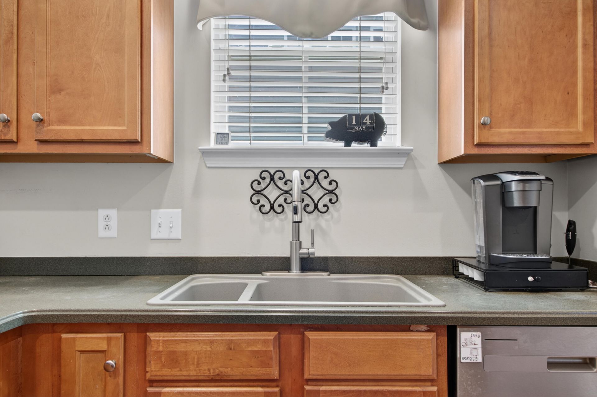 535 Delafield Drive Photo 13
