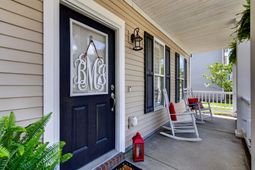 535 Delafield Drive photo 4
