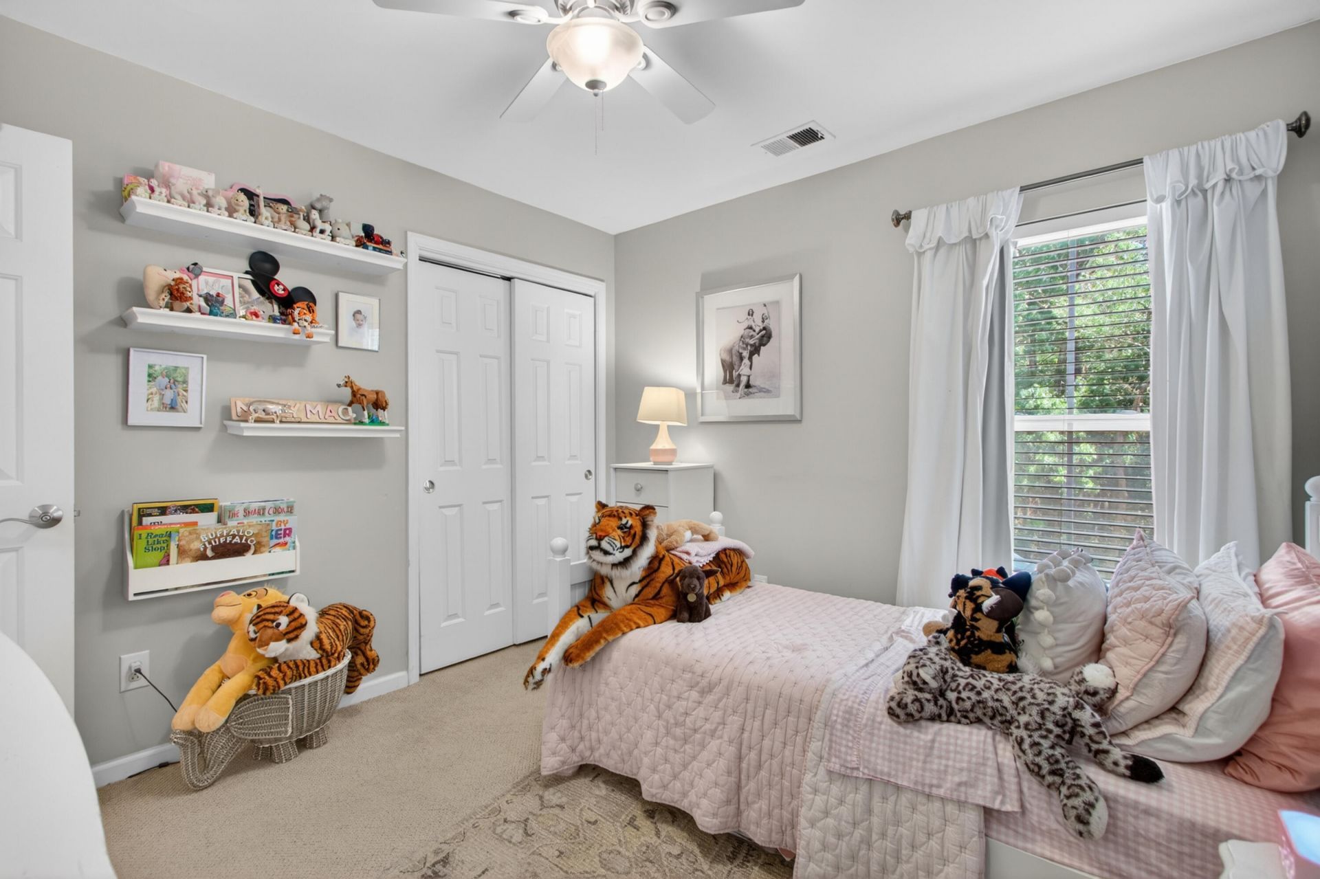 535 Delafield Drive Photo 36