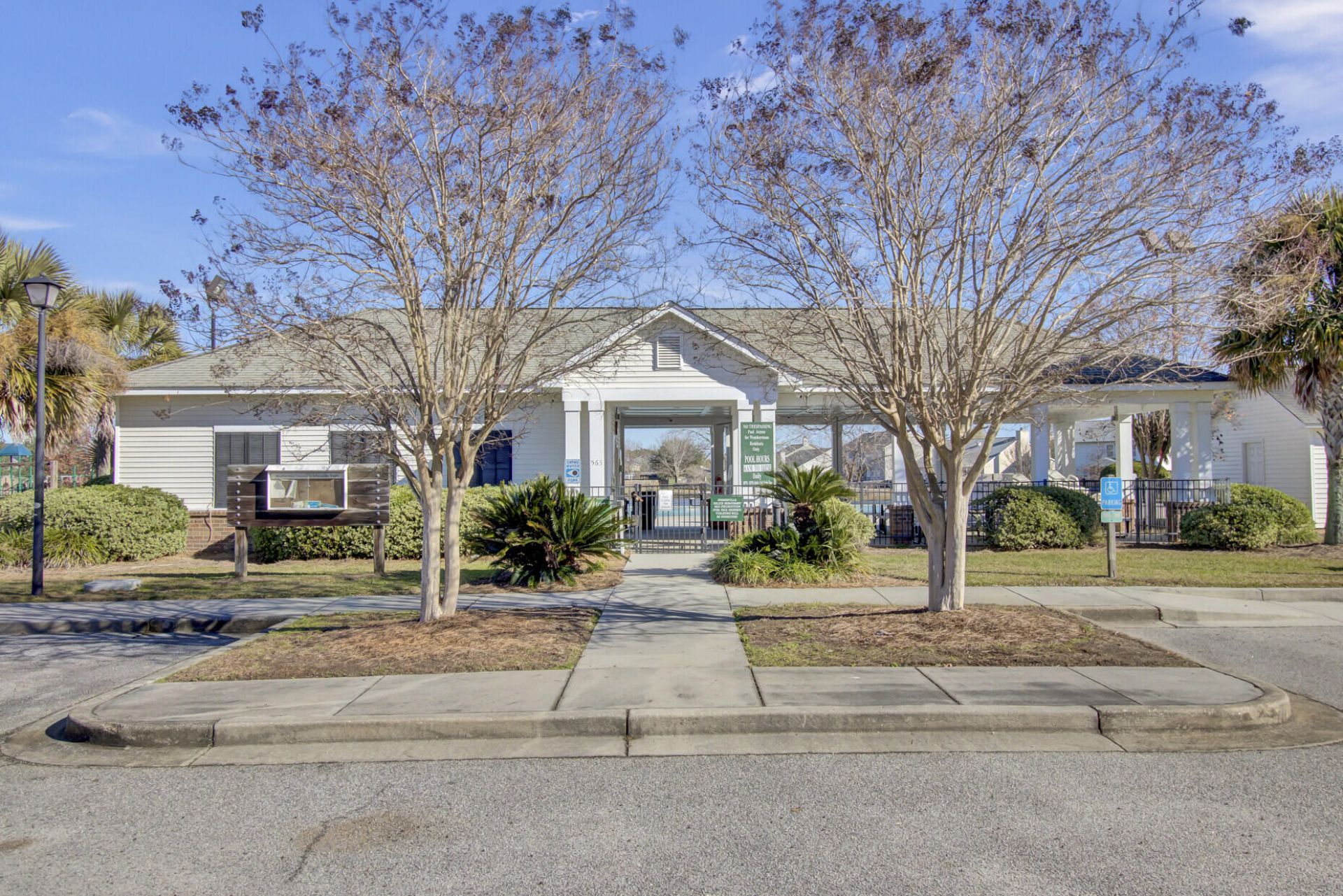 535 Delafield Drive Photo 46