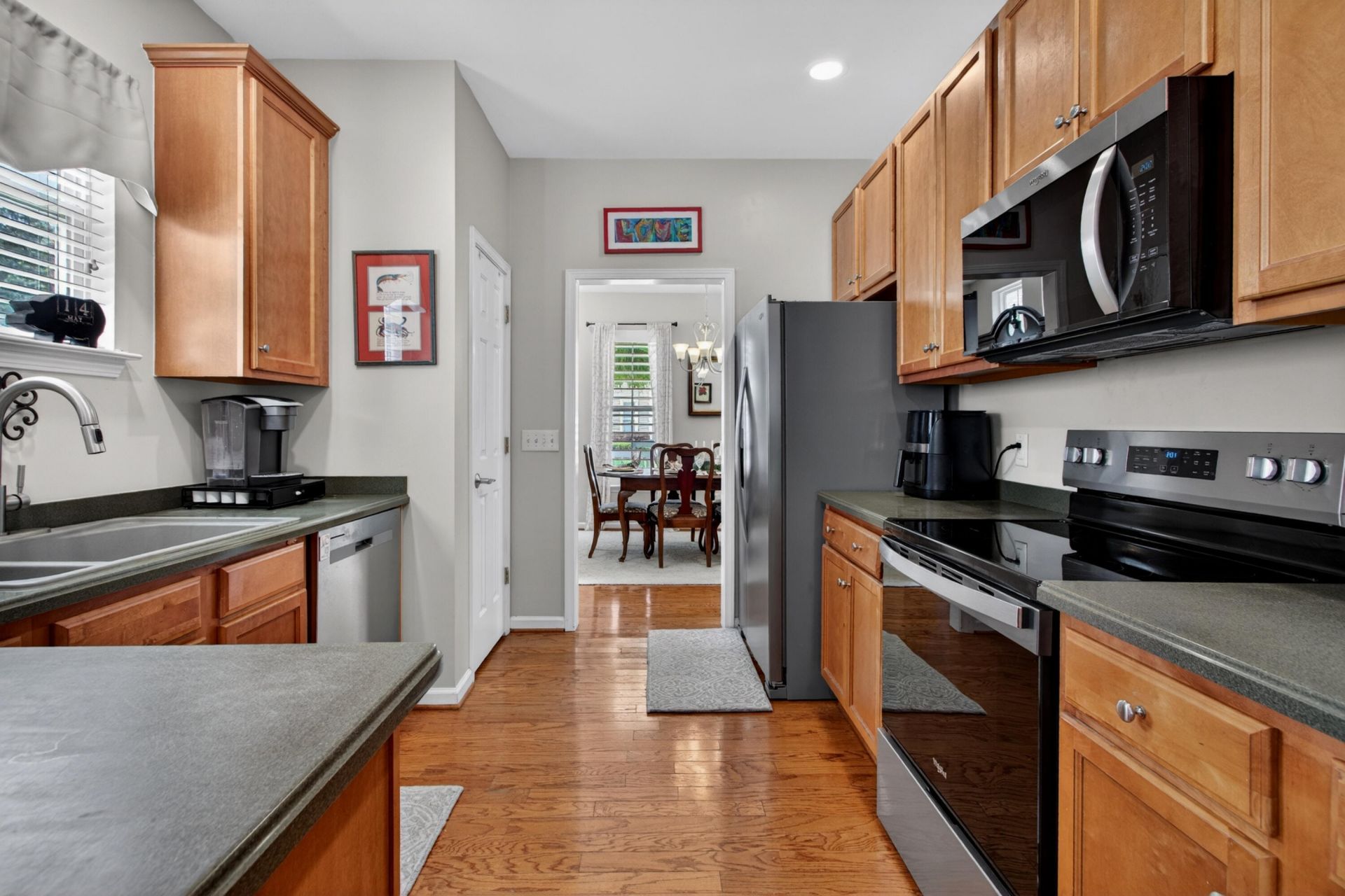 535 Delafield Drive Photo 8