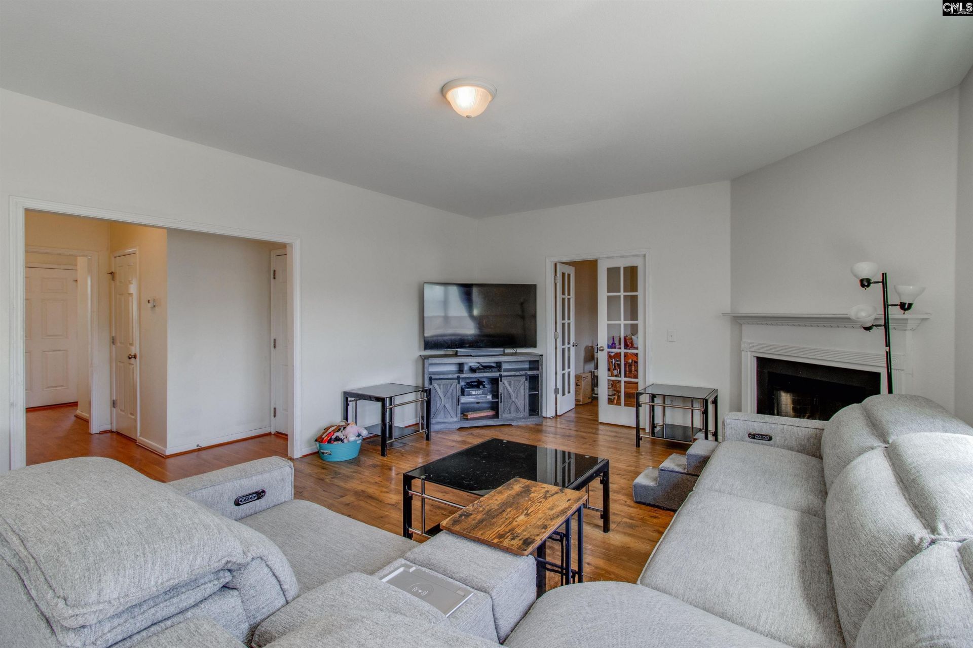 471 Westmoreland Road  Photo 4