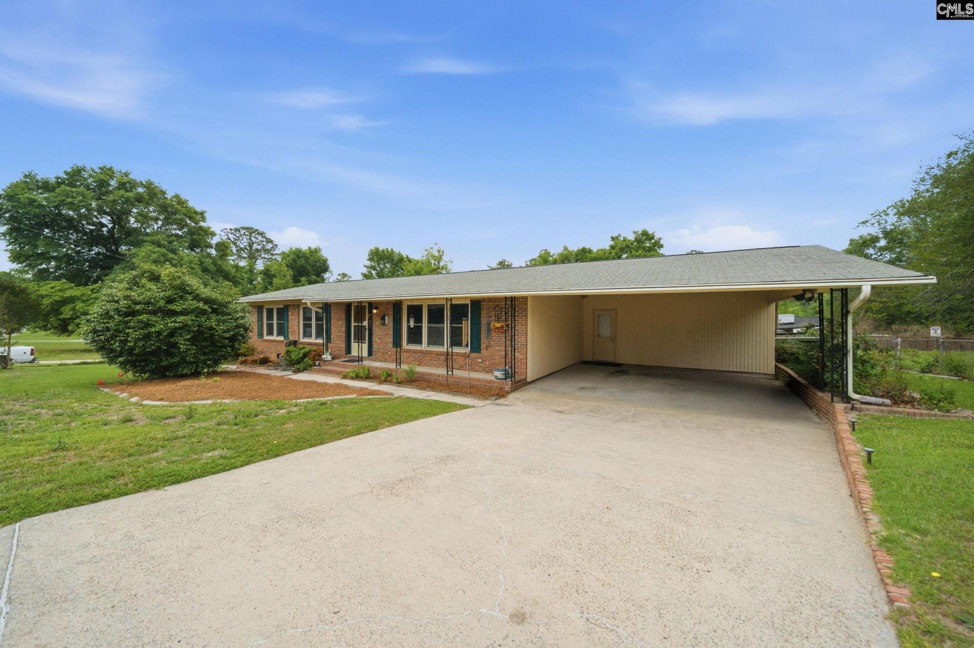 2001 Shelby Drive Photo 1