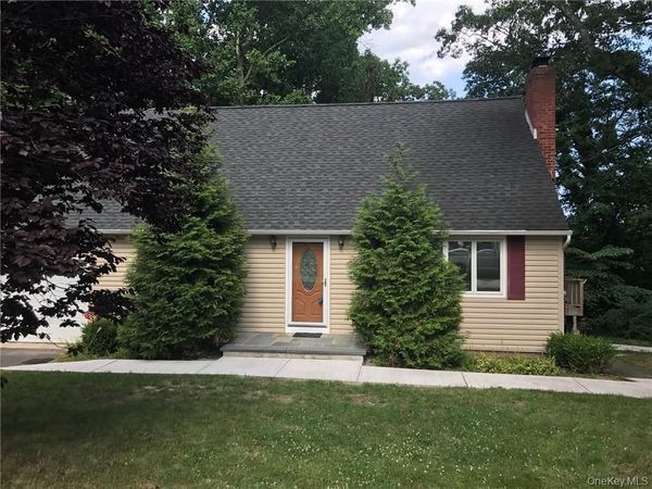 66 Lt Cox Drive, Pearl River, NY 10965