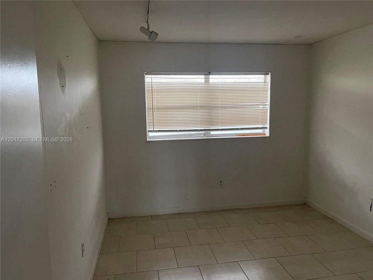 1660 NE 191st St , Unit 313-1, Miami, FL 33179 Photo