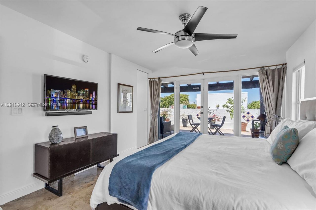 209 E Enid Dr, Unit 36, Key Biscayne, FL 33149 Photo