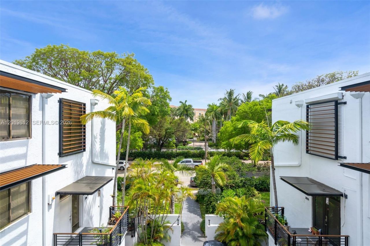 209 E Enid Dr, Unit 36, Key Biscayne, FL 33149 Photo