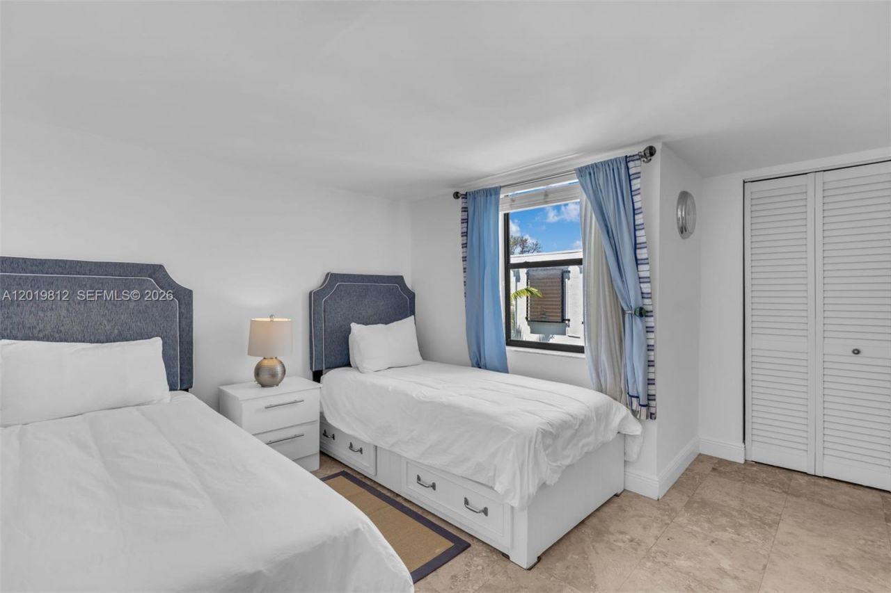 209 E Enid Dr, Unit 36, Key Biscayne, FL 33149 Photo