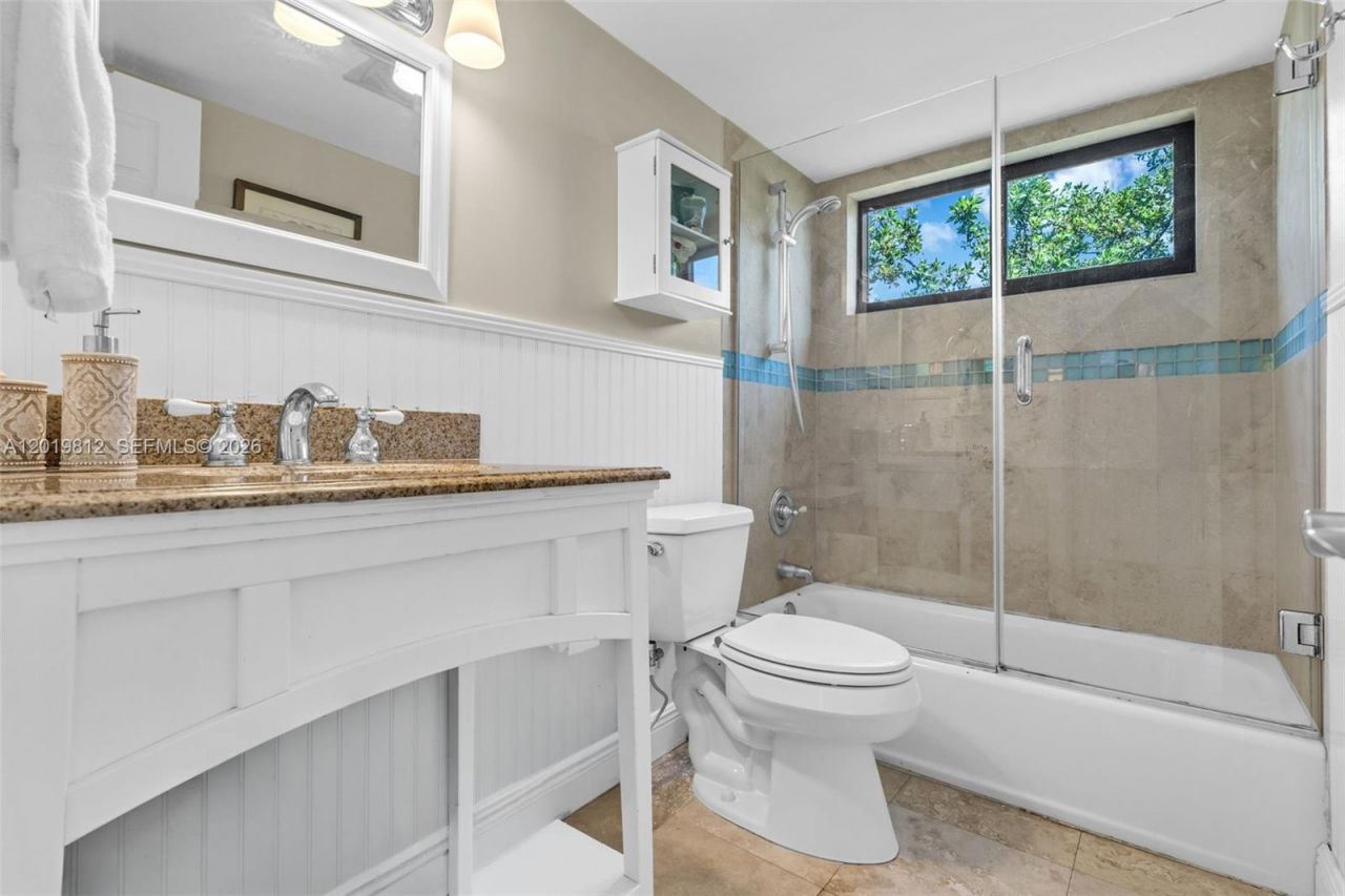 209 E Enid Dr, Unit 36, Key Biscayne, FL 33149 Photo
