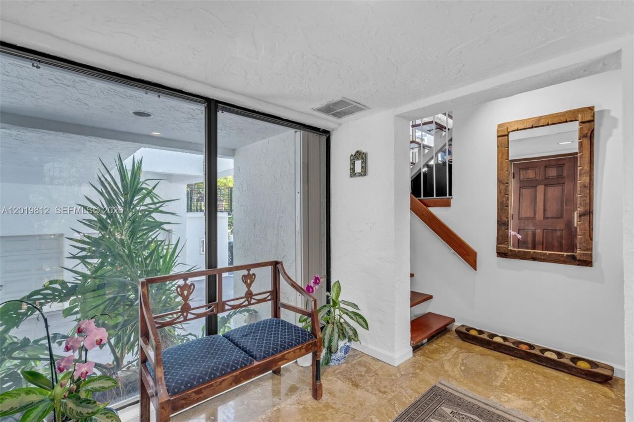 209 E Enid Dr, Unit 36, Key Biscayne, FL 33149 Photo