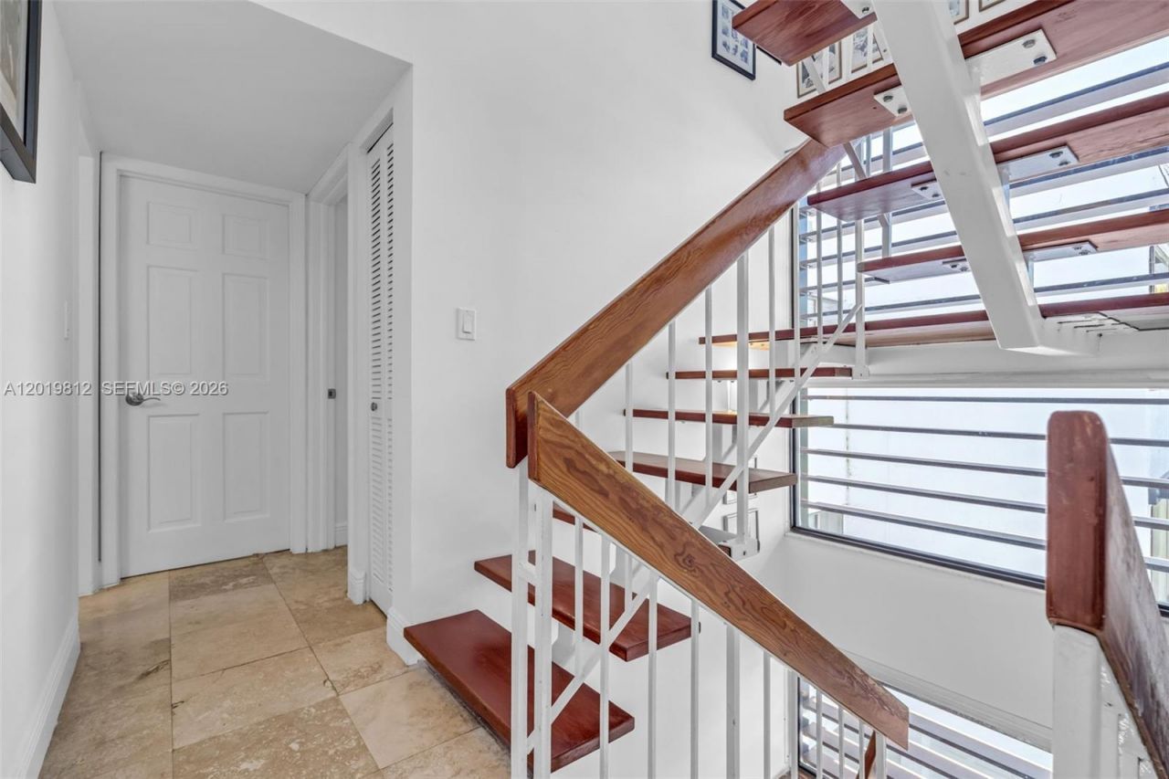 209 E Enid Dr, Unit 36, Key Biscayne, FL 33149 Photo