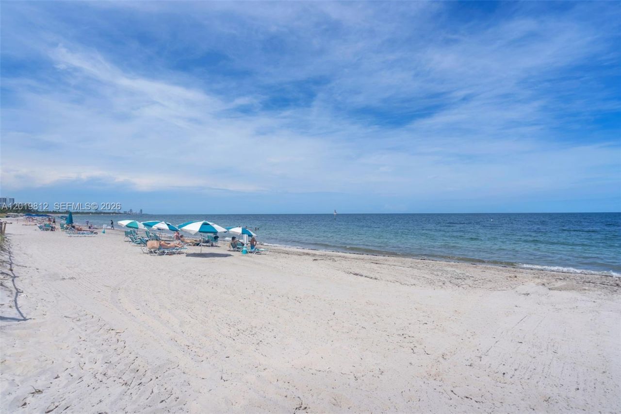 209 E Enid Dr, Unit 36, Key Biscayne, FL 33149 Photo