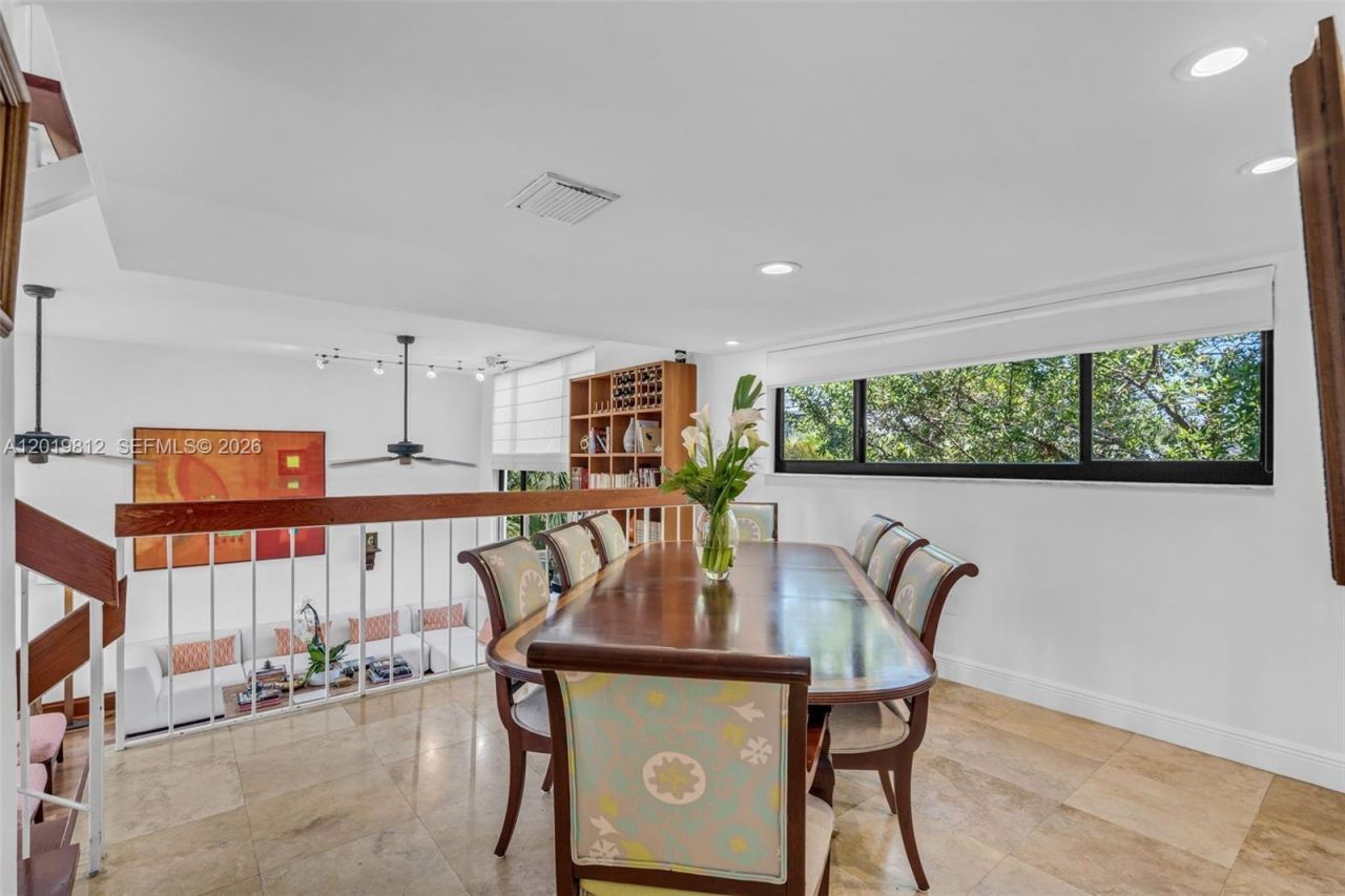 209 E Enid Dr, Unit 36, Key Biscayne, FL 33149 Photo