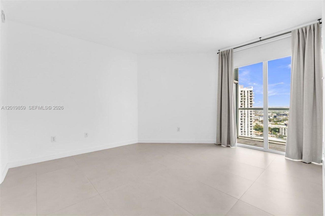 1900 N Bayshore Dr , Unit 3216, Miami, FL 33132 Photo