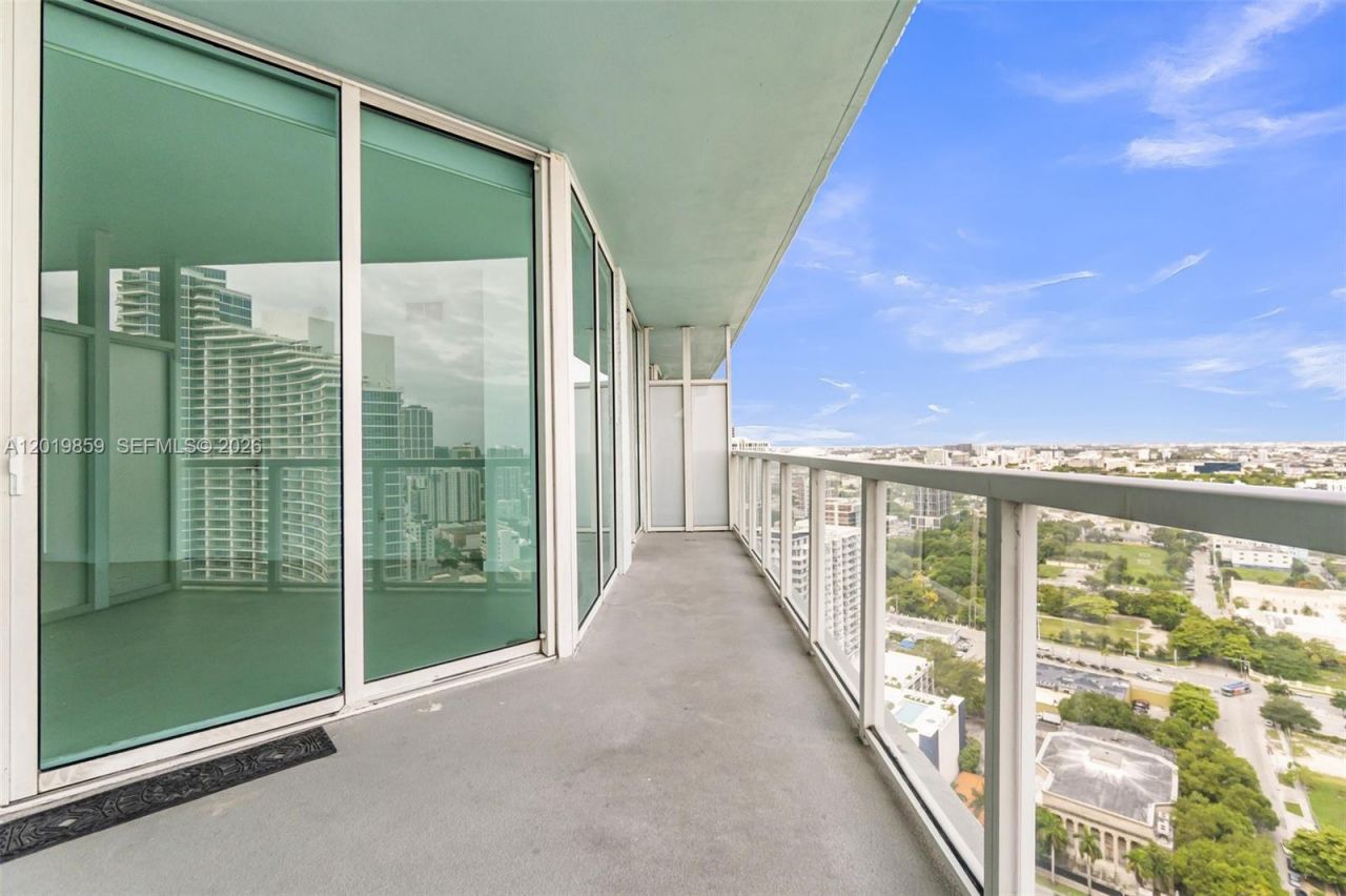 1900 N Bayshore Dr , Unit 3216, Miami, FL 33132 Photo