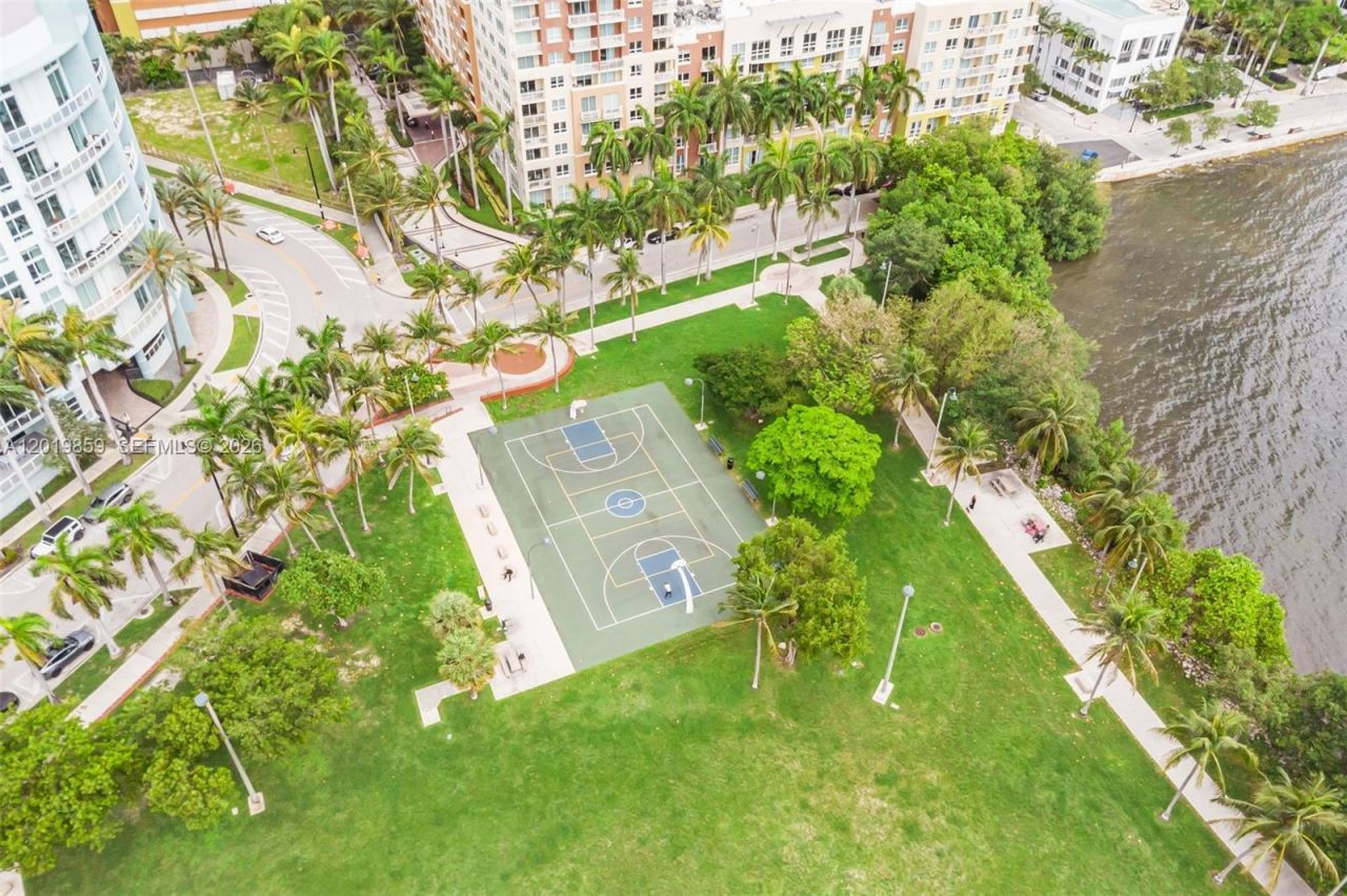 1900 N Bayshore Dr , Unit 3216, Miami, FL 33132 Photo